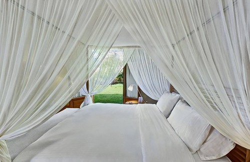 Perigiali Hotel | Villa Veneziano – Suites & Villa.