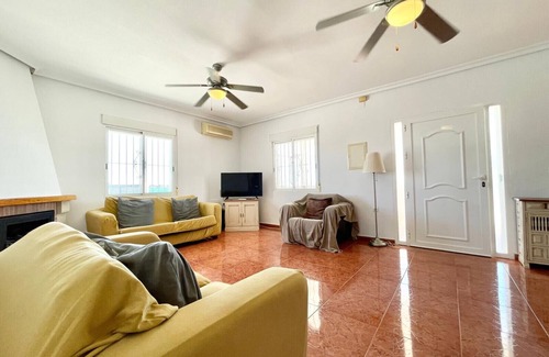 Dolores Villa | Villa Vereda Dolores by Villas&You