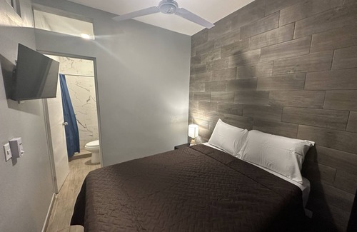 Guatemala City Historical District Hotel | Villa Verona