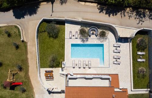 Pican Villa | Villa Vesna with sauna, hot tub