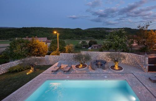Pican Villa | Villa Vesna with sauna, hot tub