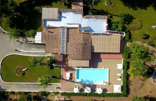 Ugento Villa | Villa Vetti, beautiful villa surrounded by greenery with swimming pool, a few km from the sea