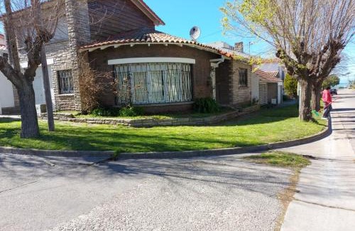 Punta Mogotes House | VILLA VIDA - No se aceptan grupos de jóvenes