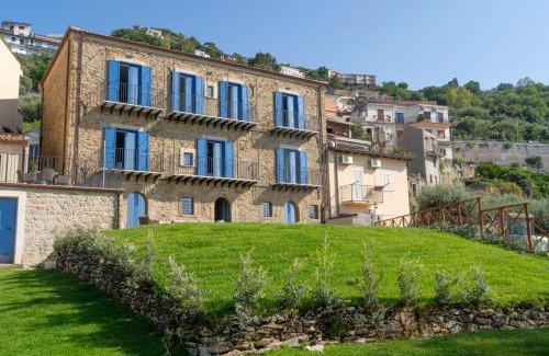Capo d'Orlando House | Villa Vincenza Deluxe Rooms