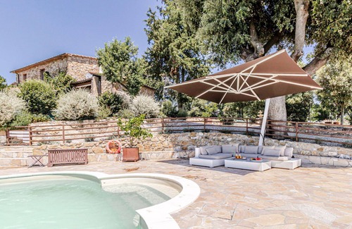 Montecatini Val di Cecina Villa | Villa Vineyard by BelcantoVillas