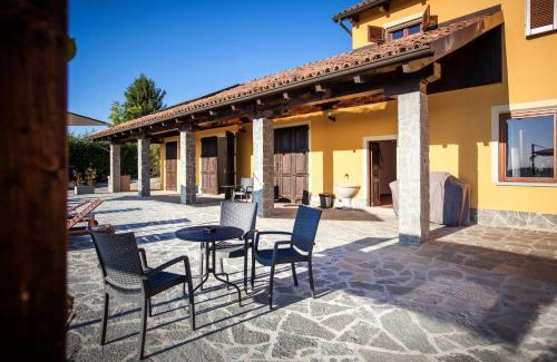 Montegrosso dʼAsti Villa | Villa Vinory - La Mandragola