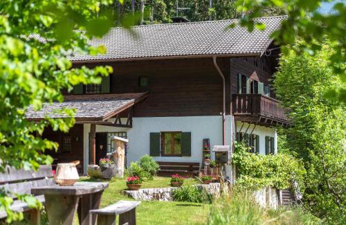 Vandoies Villa | Villa Vintila with Whirlpool & Sauna