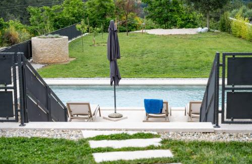 Vinez Villa | Villa Violetta Residence