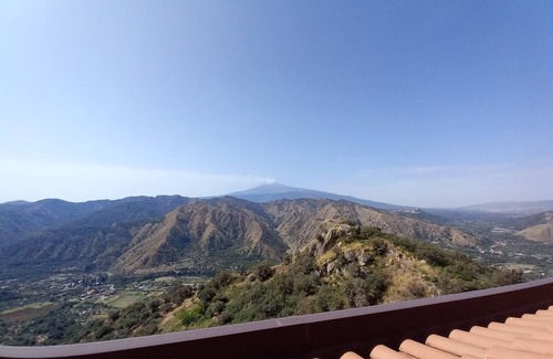 Motta Camastra Apartment | Villa 'Vista Alcantara' with Mountain View and Shared Pool