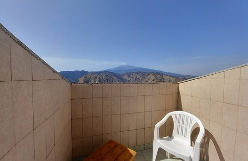 Motta Camastra Apartment | Villa 'Vista Alcantara' with Mountain View and Shared Pool