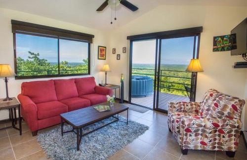 Parrita House | Villa Vista Hermosa - with breathtaking ocean view & WiFI