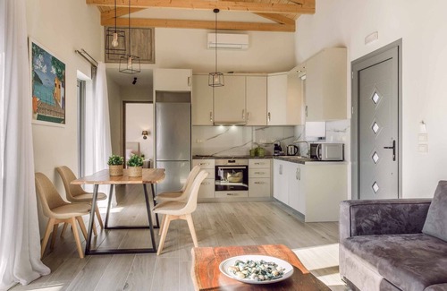 Kaligata Villa | Villa Vitalia - One Bedroom Villa, Sleeps 2
