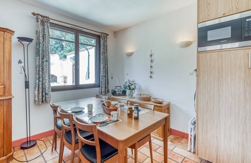 Prades-sur-Vernazobre Villa | Villa w/Garden & Guest House