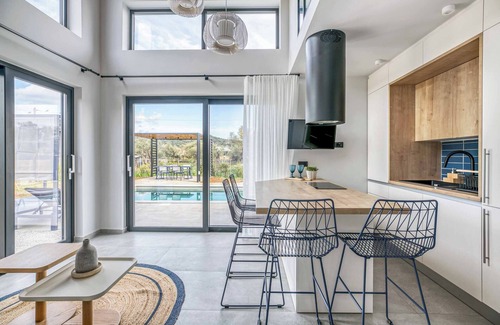Lygia Villa | Villa Water - Two Bedroom Villa, Sleeps 4