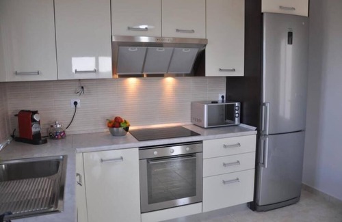 Skotino Villa | Villa with breathtaking views. Sandy beach 8 minutes away by car.