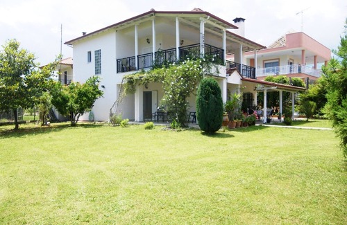 Litochoro Villa | Villa with garden near Plaka Litochoro and Leptokarya, under Olympus