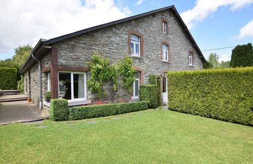 Bertrix House | Villa with Guest House & Sauna