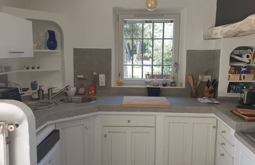 Rousset House | Villa with heated pool facing the Sainte Victoire