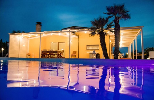 Melissano Villa | Villa with large swimming pool Salento