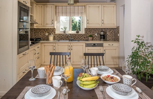 Kato Korakiana Villa | Villa with magnificent view