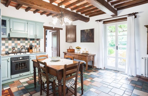 Bivio Lugnano House | Villa with pool and garden