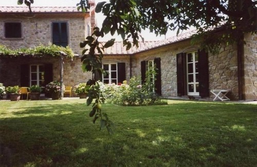Bivio Lugnano House | Villa with pool and garden