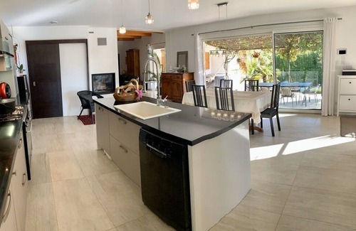 Vinon-sur-Verdon Villa | Villa with pool and 4 bedrooms in Provence