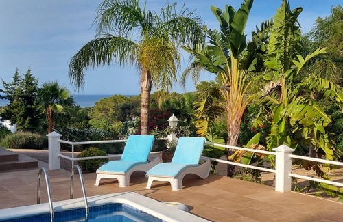 Santa Eulalia del Rio Villa | Villa with pool and barbecue near the beach