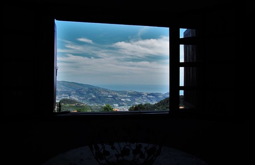 Taggia Villa | Villa with pool on the hill of Sanremo, an oasis of serenity in the nature