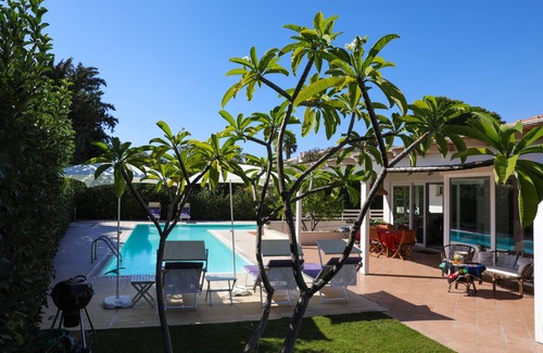 Marina di Ragusa Villa | Villa with private pool at 300 meters from the sea!