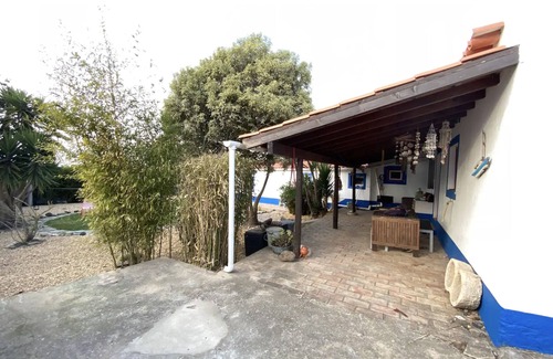 Longueira House | Villa with privacy and garden