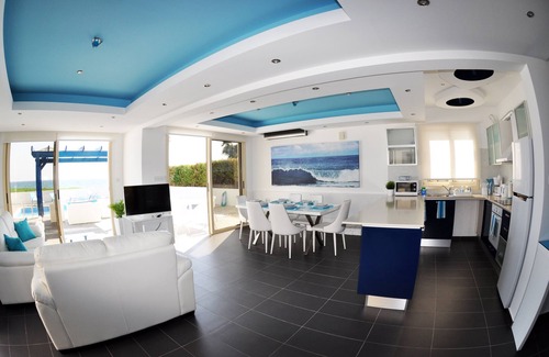 Mazotos Villa | Villa With Private Pool By The Sea