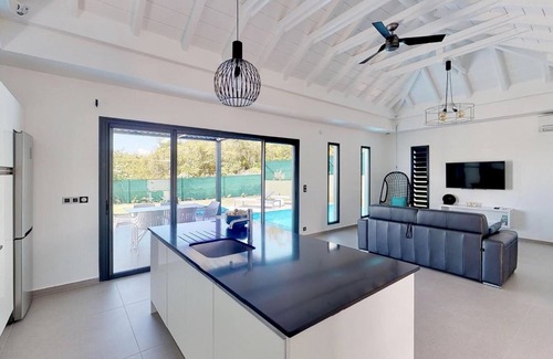Sainte-Anne Villa | Villa Wow - Deluxe-Private Bathroom-Sea View