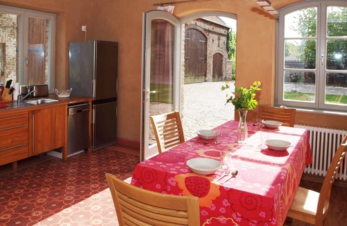 Fresdorf Apartment | Villa Wunderlich, Rote Wohnung - Small apartment in the countryside, near Potsdam/Berlin