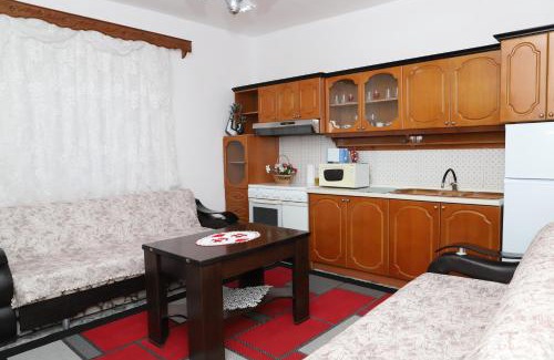 Berat Apartment | Villa Xherimeja Family Oasis