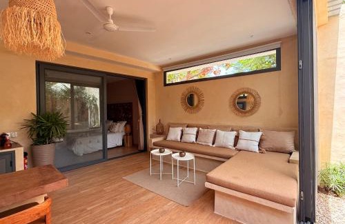Saly Petite Cote Bed & Breakfast | Villa YEMAYA - Suite bungalow indépendant