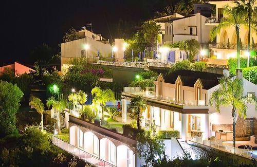 Taormina Apartment | VILLA ZAGARA GARDEN Seaview Apartment Terrace & Pool