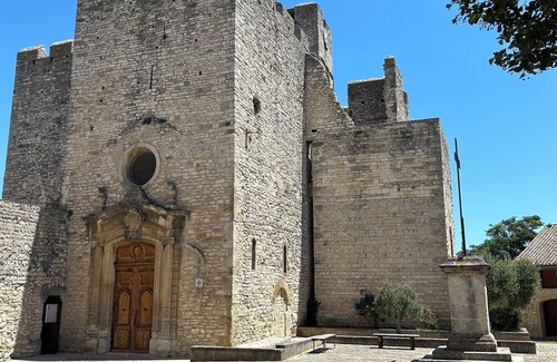 Saint-Laurent-des-Arbres House | Village house medieval village center