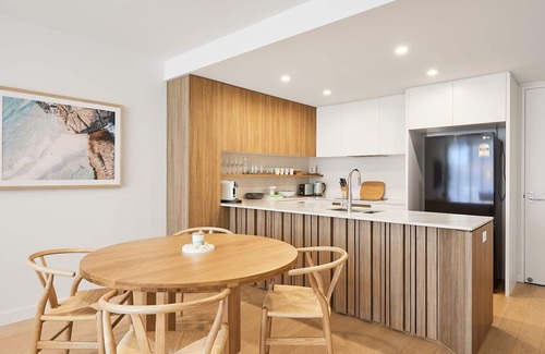 Palm Beach Apartment | Village 305 - Palm Beach Luxury - 3 Night Stays - Linen Provided!