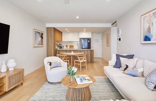 Palm Beach Apartment | Village 305 - Palm Beach Luxury - 3 Night Stays - Linen Provided!