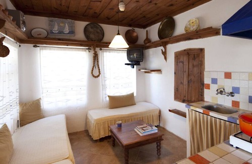 Yalikavak Cottage | Village Cottage - Private plunge pool - Aegean Sea View