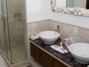 Praslin Island Hotel | Village du Pecheur
