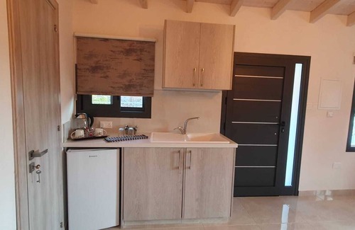 Pelentri Apartment | Village Gem Peledri Studio