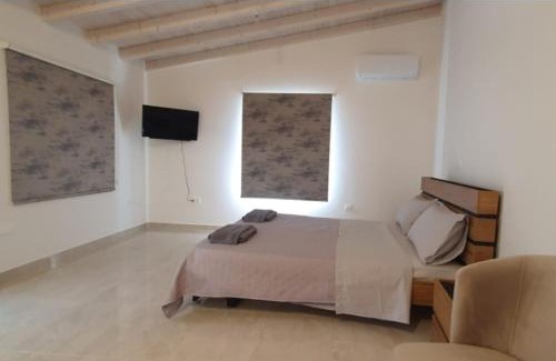 Pelentri Apartment | Village Gem Peledri Studio