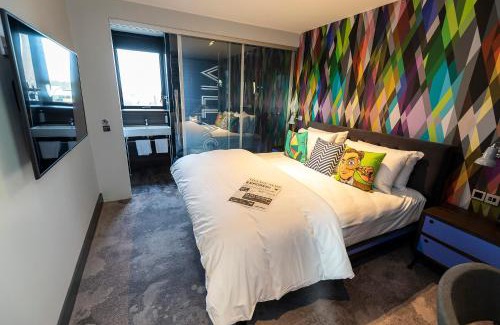 Basingstoke Hotel | Village Hotel Basingstoke