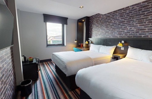 Glasgow Hotel | Village Hotel Glasgow