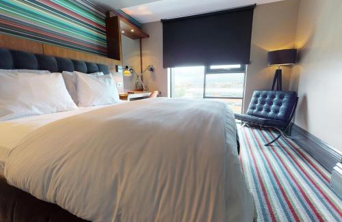 Healey Lane Hotel | Village Hotel Leeds South