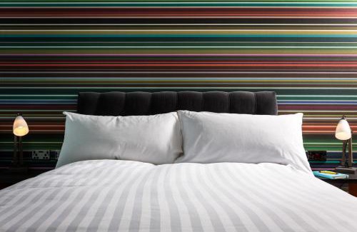 Healey Lane Hotel | Village Hotel Leeds South