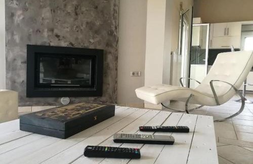 Messaia Apartment | Village house with great view