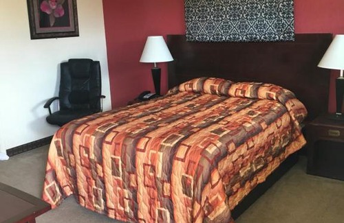 Ada Hotel | village inn
